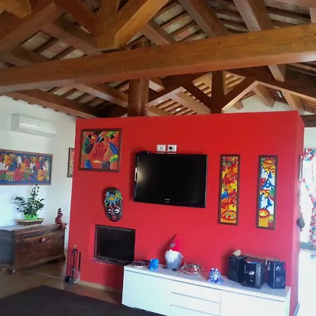 Casa Leone Loreto